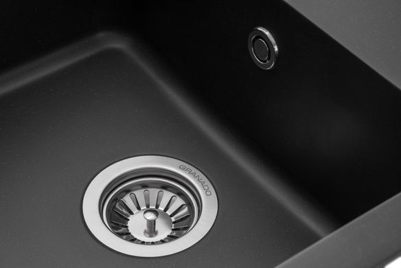 Кухонная мойка GRANADO SALAMANKA Black Shine врезная 680x500 мм, с сифоном автомат (0601)