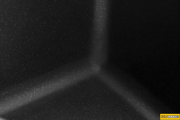 Кухонна мийка GRANADO PALMA Black Shine врізна 620x435 мм, із сифоном (2001)