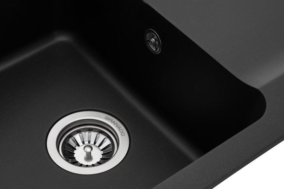 Кухонна мийка GRANADO VIGO Black Shine врізна 775x495 мм, із сифоном (1401)